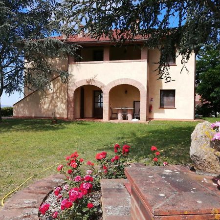 Agriturismo Montemari Villa Palaia Exteriör bild