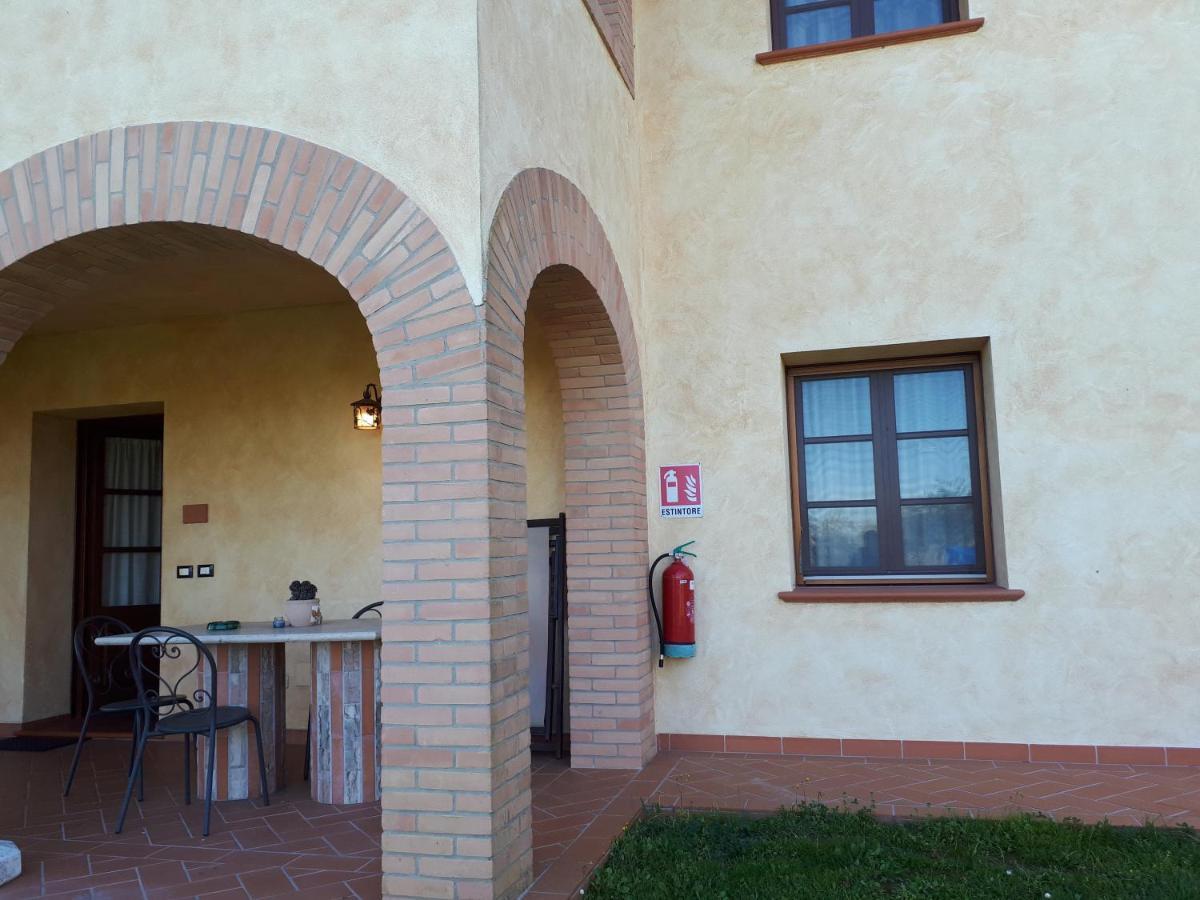 Agriturismo Montemari Villa Palaia Exteriör bild